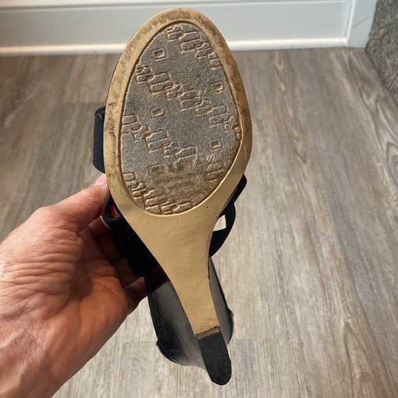 Bandolino Black Wedged High Heels Elastic Crisscrossing Straps Size 8M - Picture 7 of 13